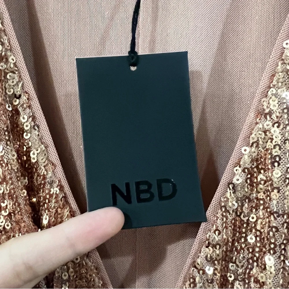 NBD Janet Gold Sequin Wrap Dress Size Small - Picture 5 of 9